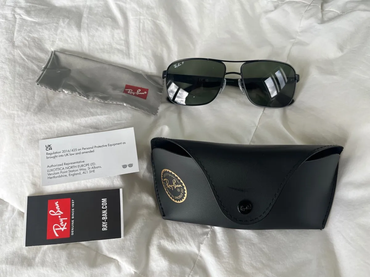 Authentic RayBan Papolarized Aviatior sunglasses - Image 1