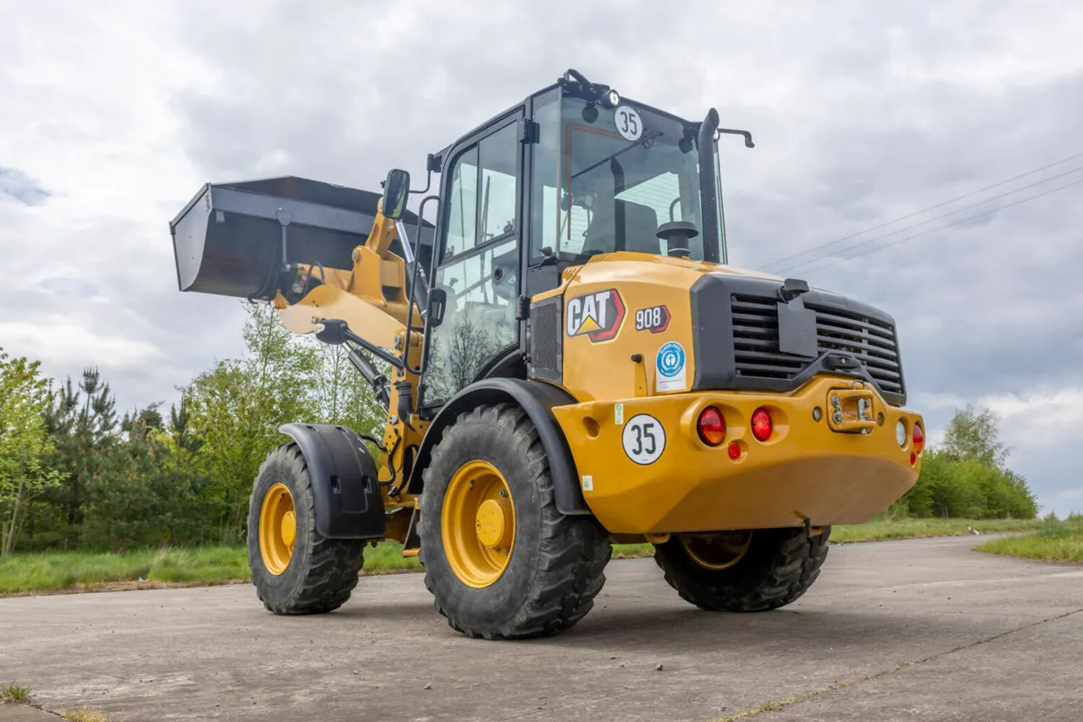 2022 CAT 908 Compact Wheel Loader - NEW UNUSED - Image 3