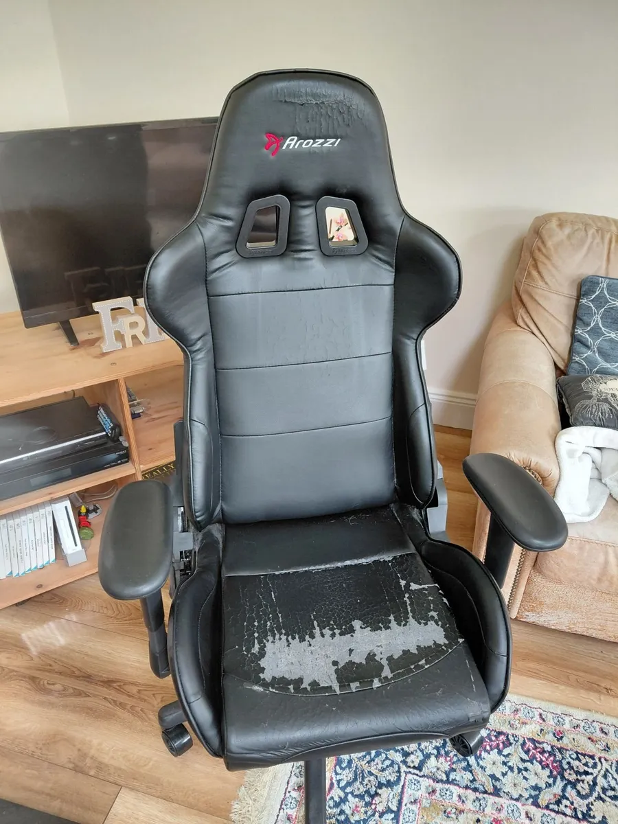 Computer chair