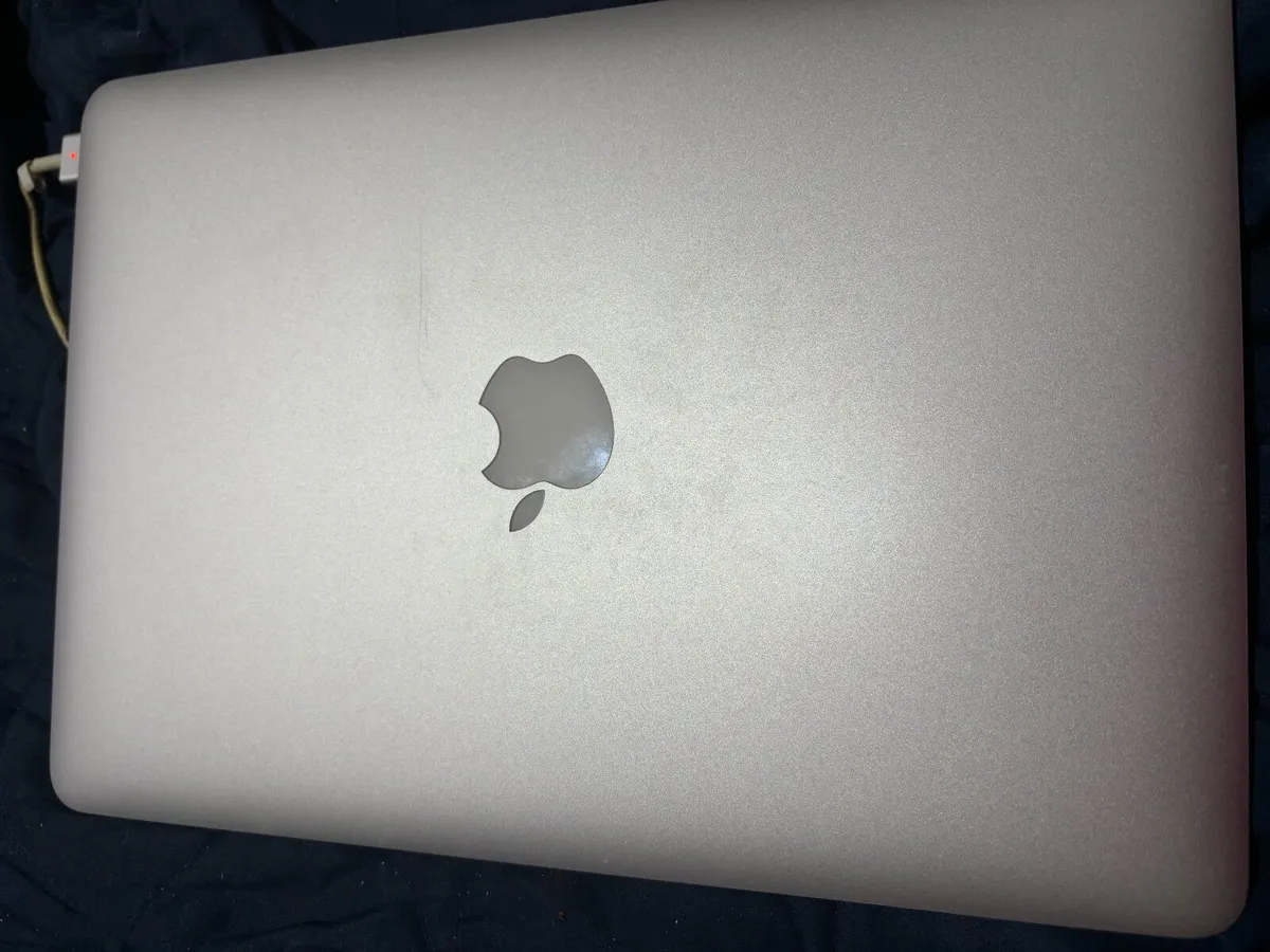 mac book air early 2015 Model - Image 3
