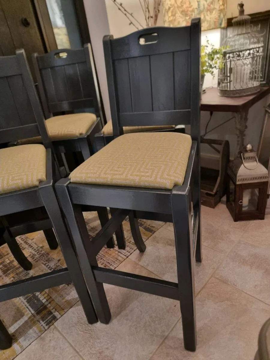 Beautiful Kitchen Island Stools x 4...€240 - Image 4
