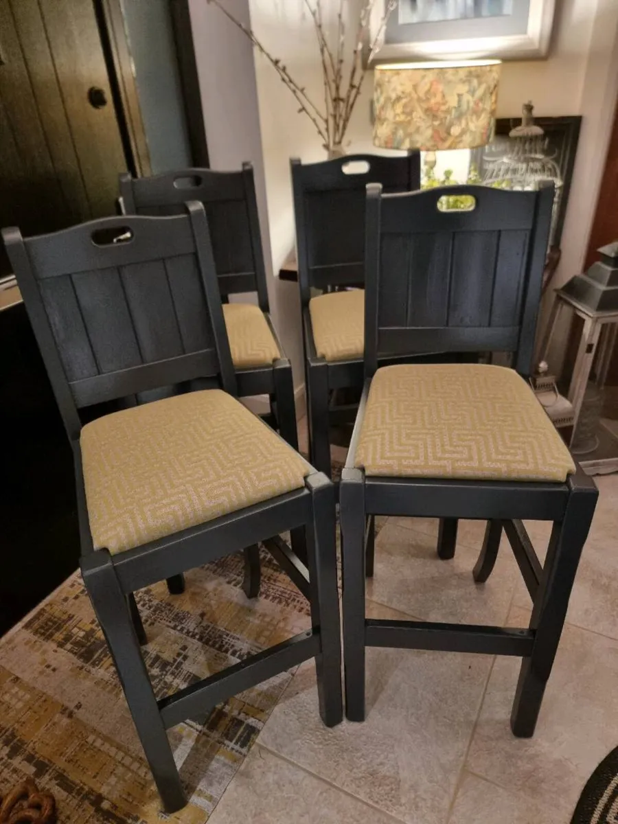 Beautiful Kitchen Island Stools x 4...€240 - Image 1