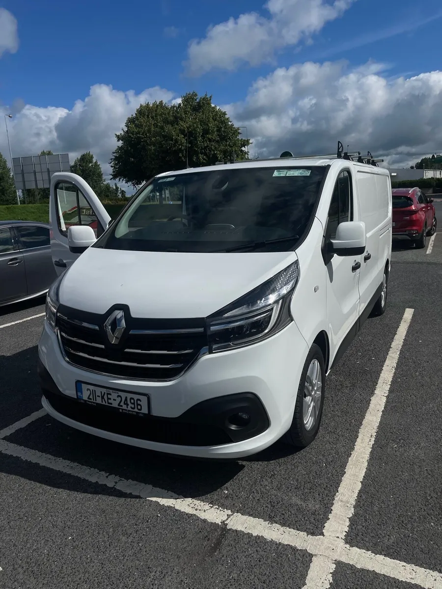 Car - Image 1