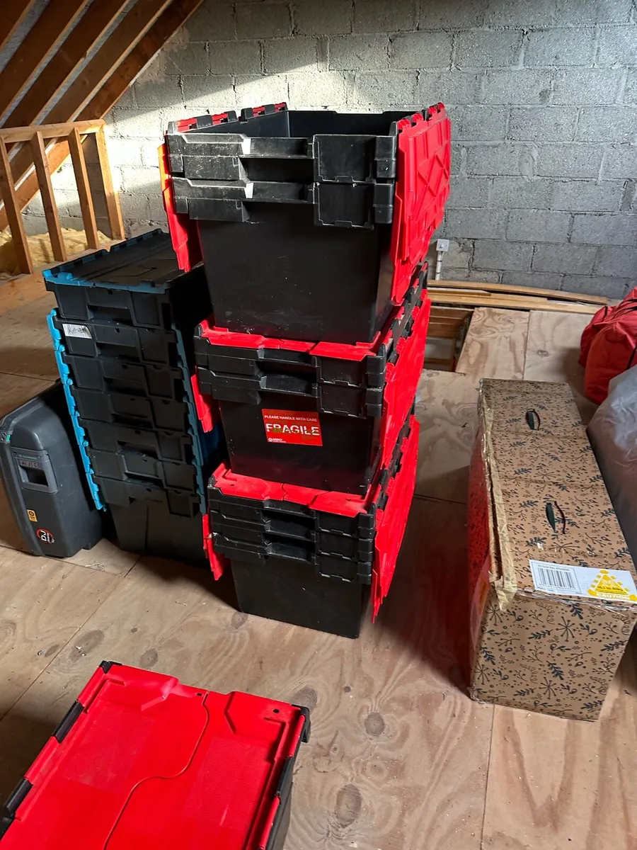 Moving crates - Image 1