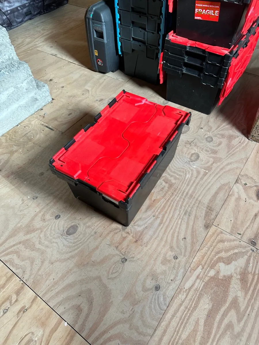 Moving crates - Image 2