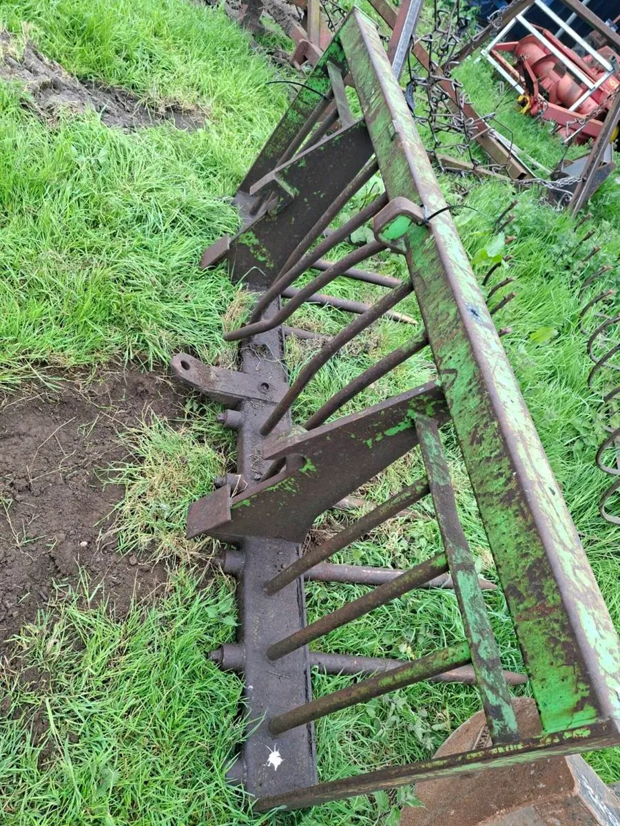 SILAGE FORK 8FT SUIT LOADER - Image 2