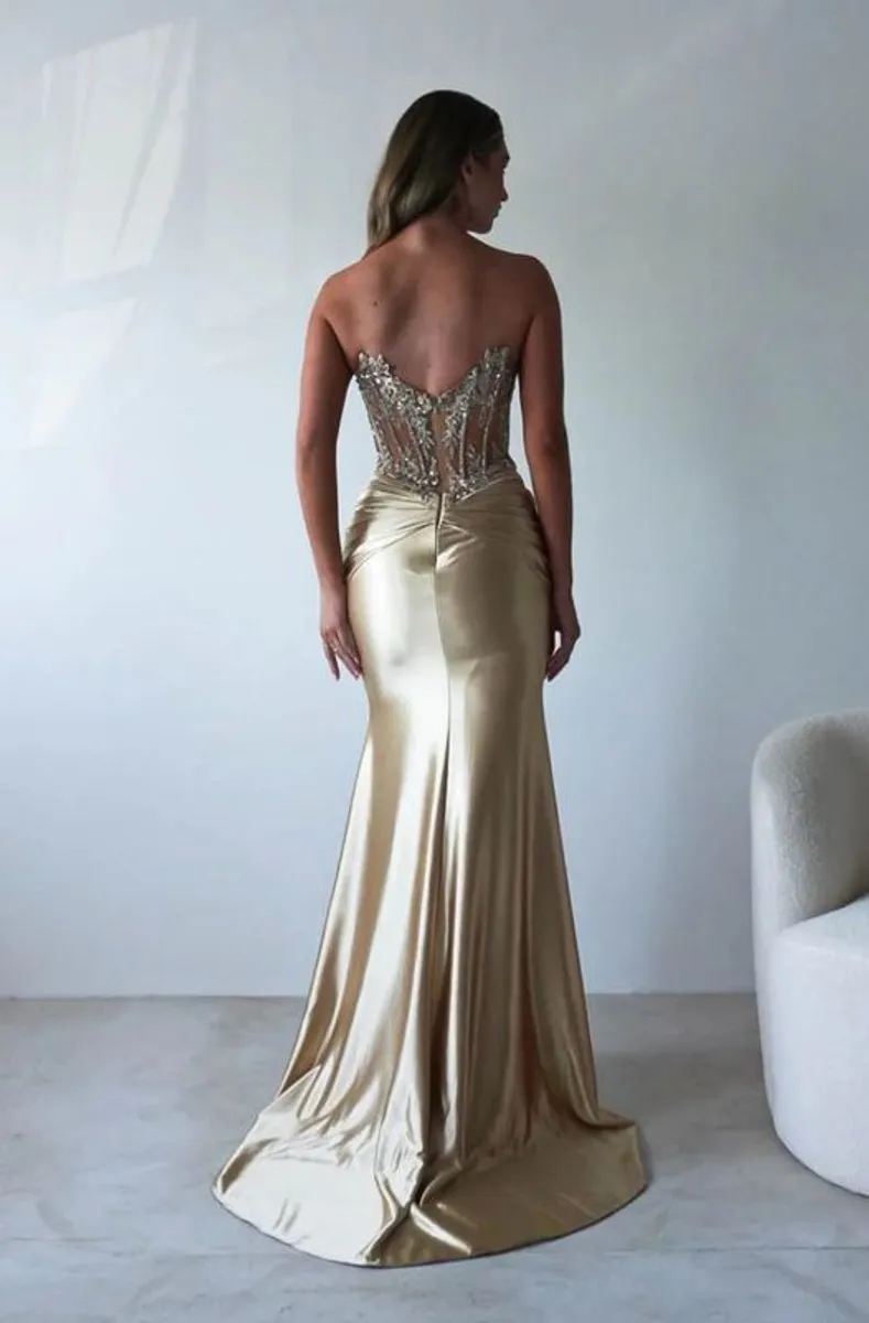 Debs Dress - Image 3