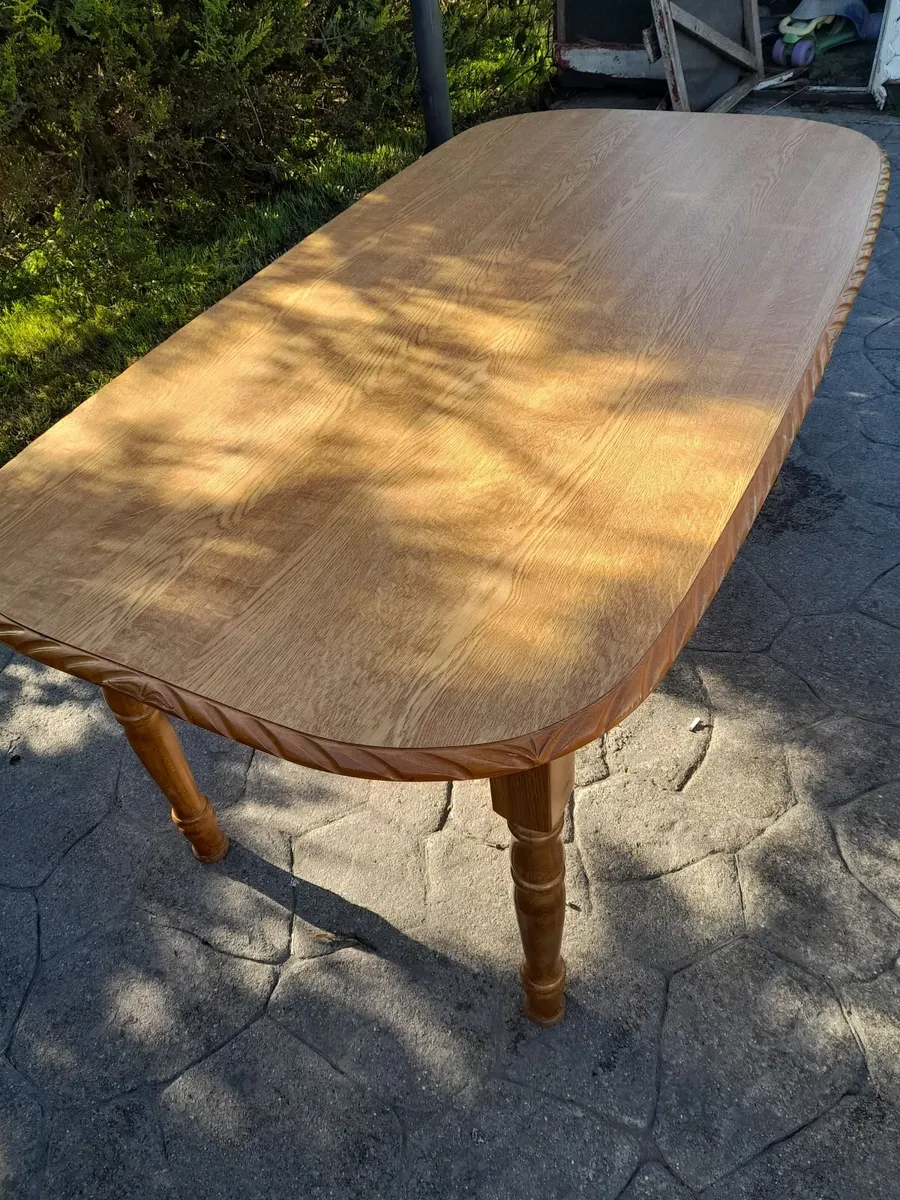 Kitchen table