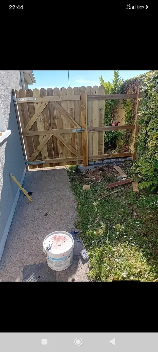 Timber side gates, Fencing & timberwork - Image 3