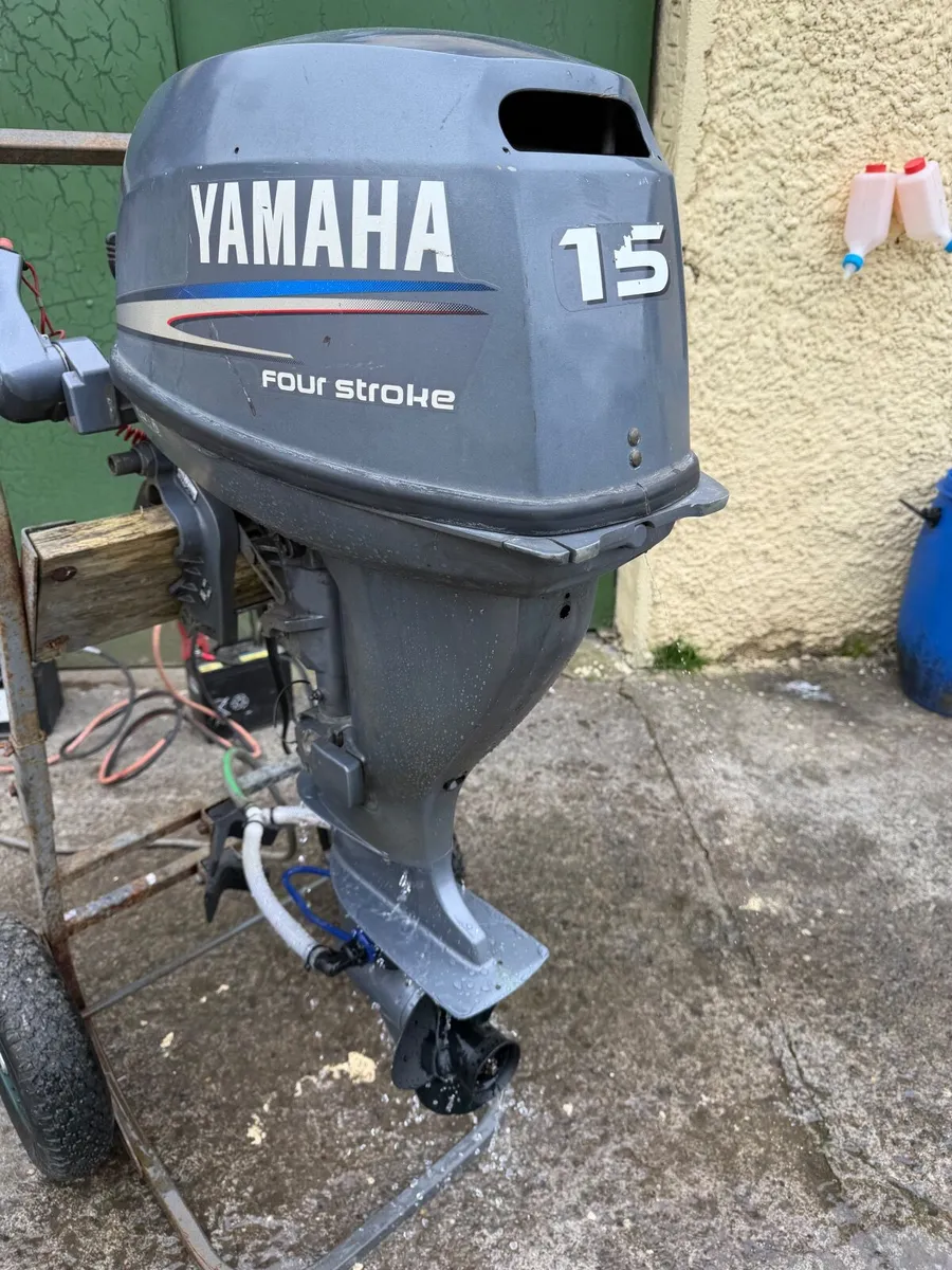 15hp Outboard engine - Image 1