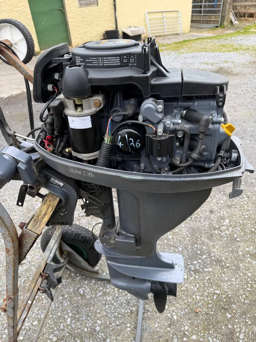 15hp Outboard engine - Image 2