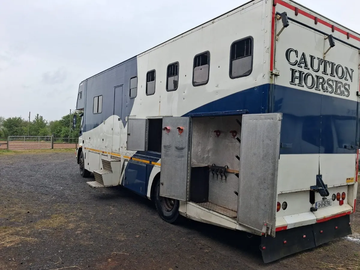 5 Horse Lorry - Image 2