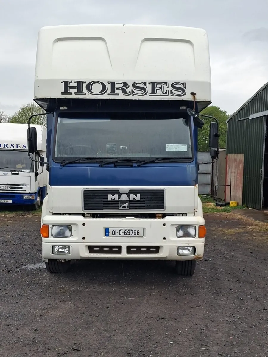 5 Horse Lorry - Image 1