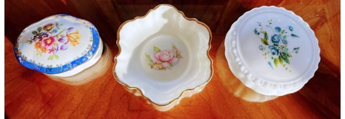 Carrigaline, Coalport & Dresden - 3 for €25 - Image 1