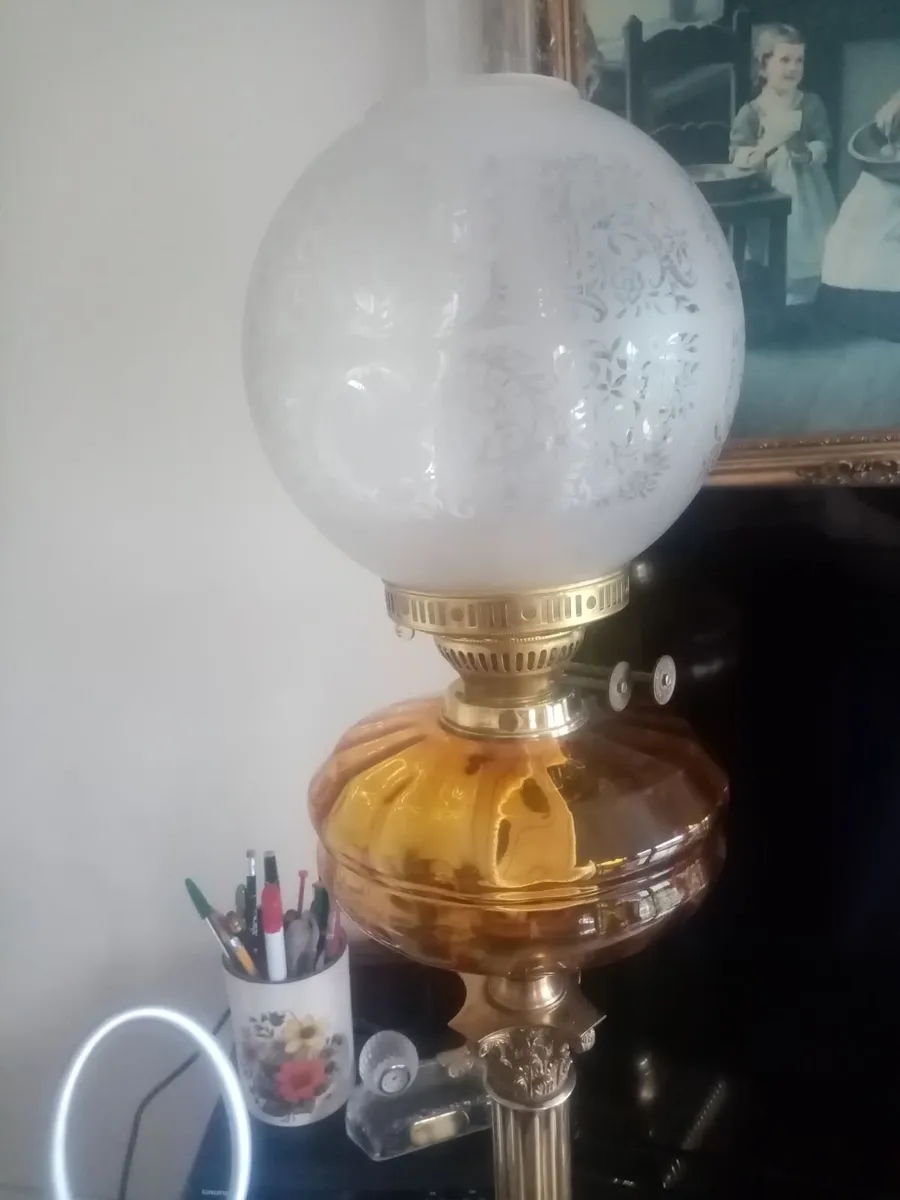 Victorian Oil Lamp - Image 2