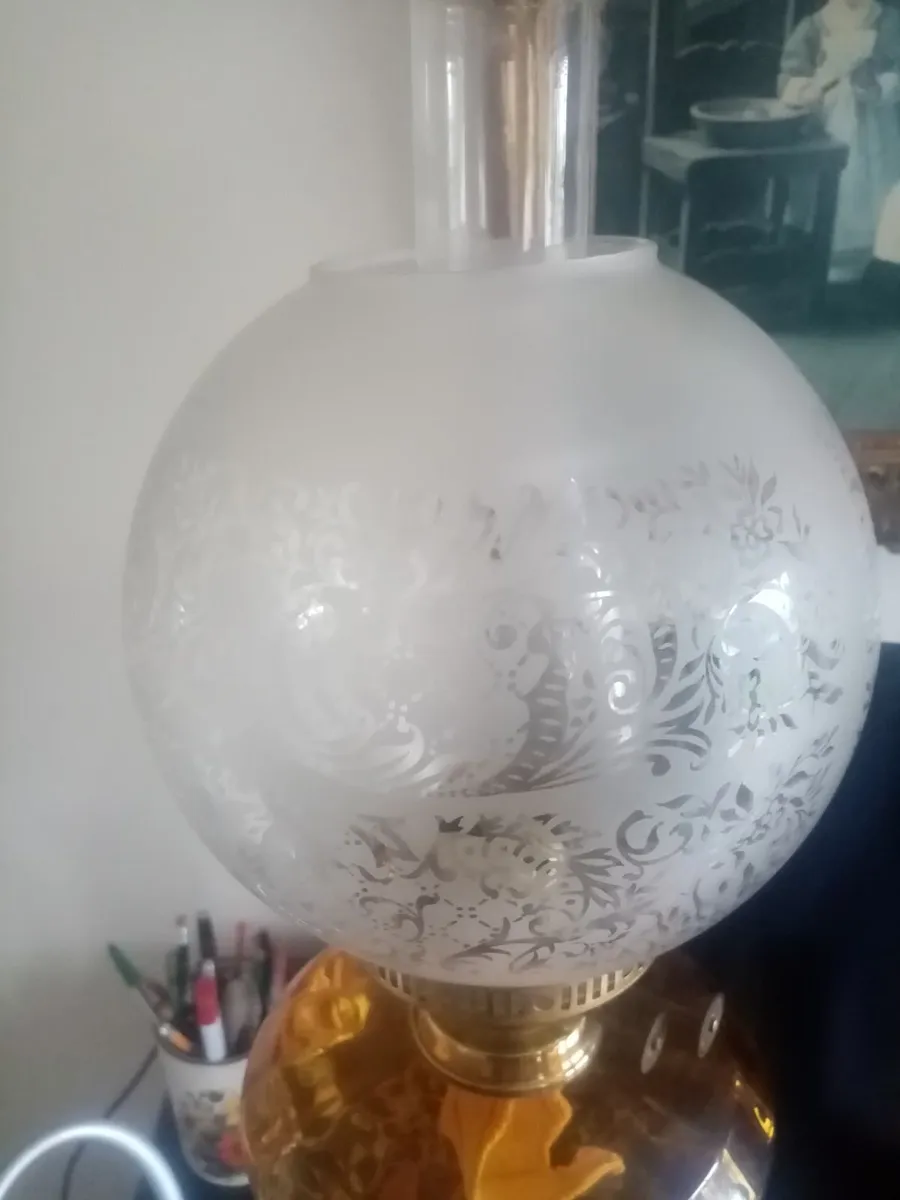 Victorian Oil Lamp - Image 4