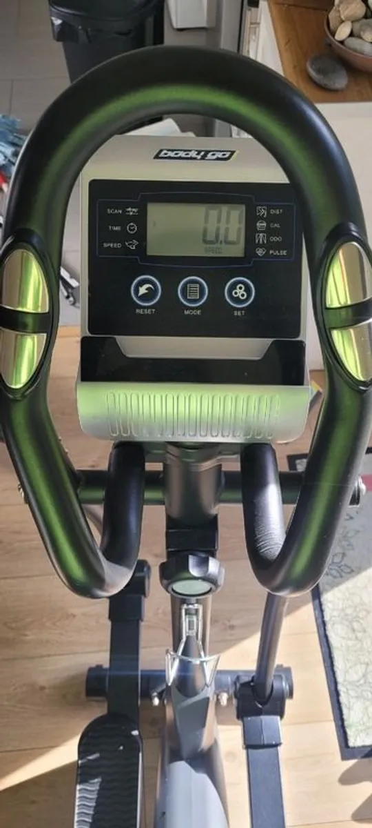 Cross Trainer/ Elliptical Bike for Sale - Image 1