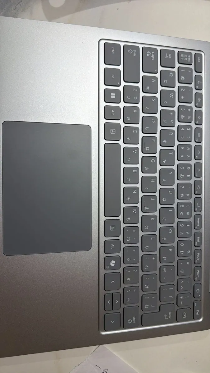 Microsoft Surface Laptop 13.8” – 16GB RAM Like New - Image 2