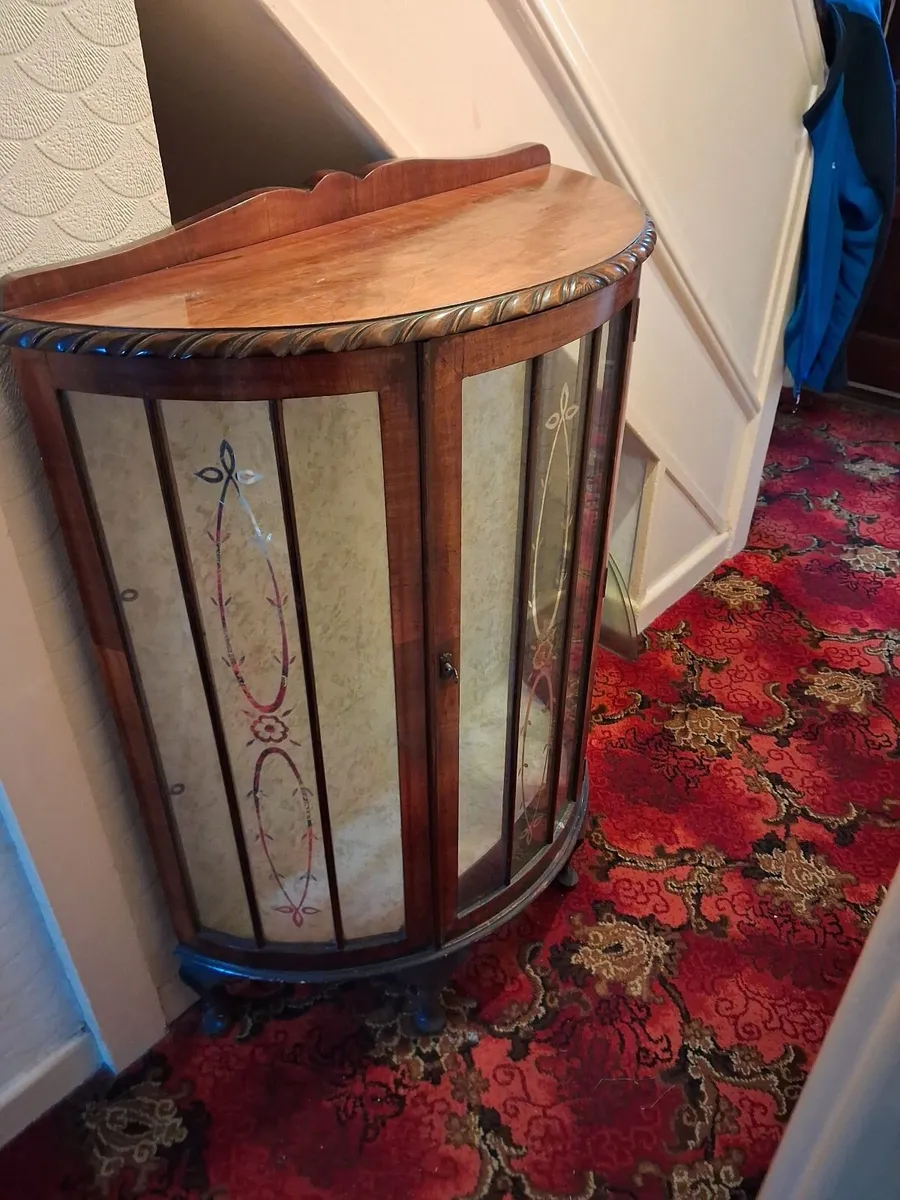 China Cabinet - Image 2