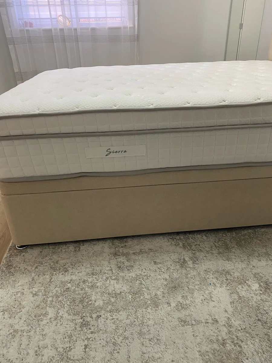 RESPA Kingsize bed and mattress - Image 4
