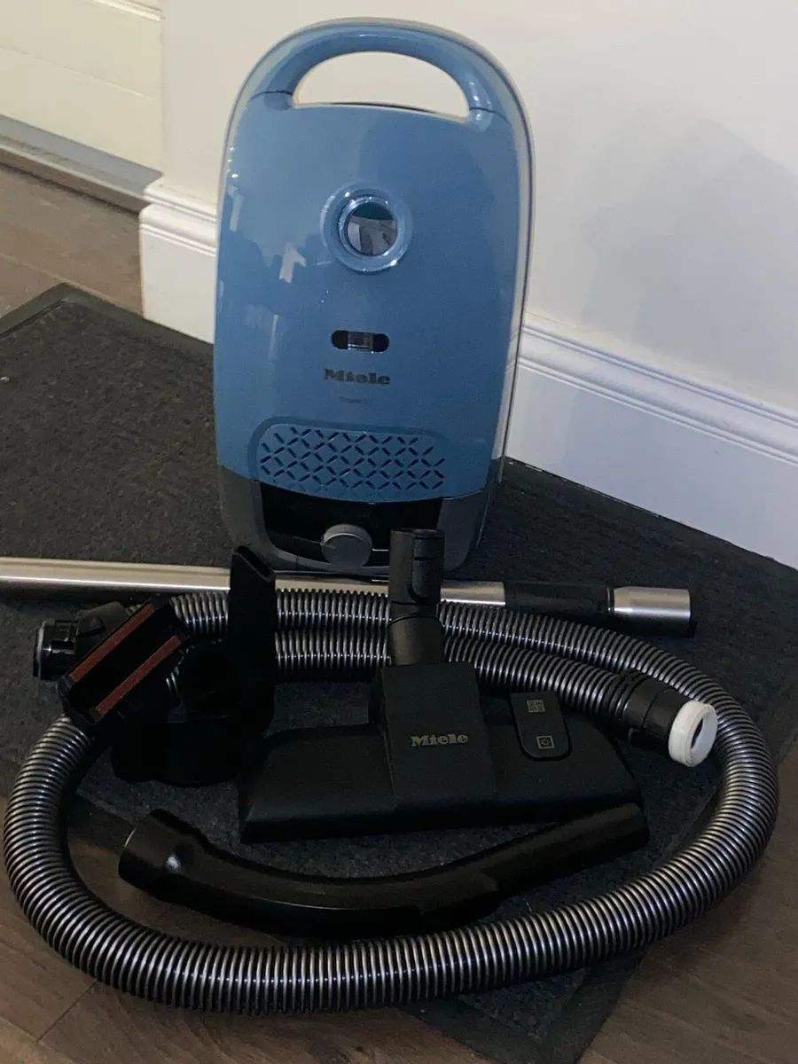 Miele S1 Blue Hoover - Image 2