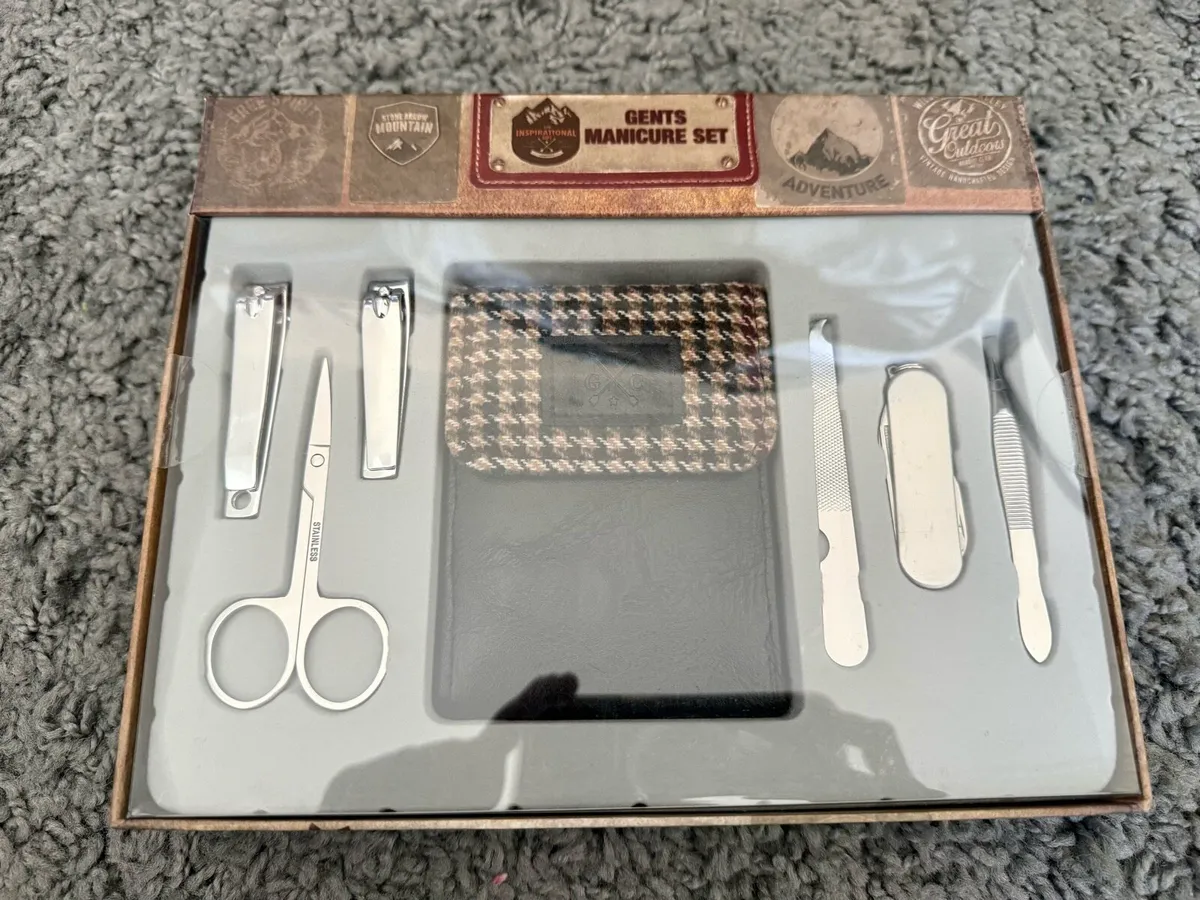 Brand new men gents manicure set - Image 1