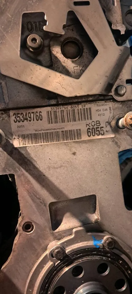 Bmw engine - Image 2