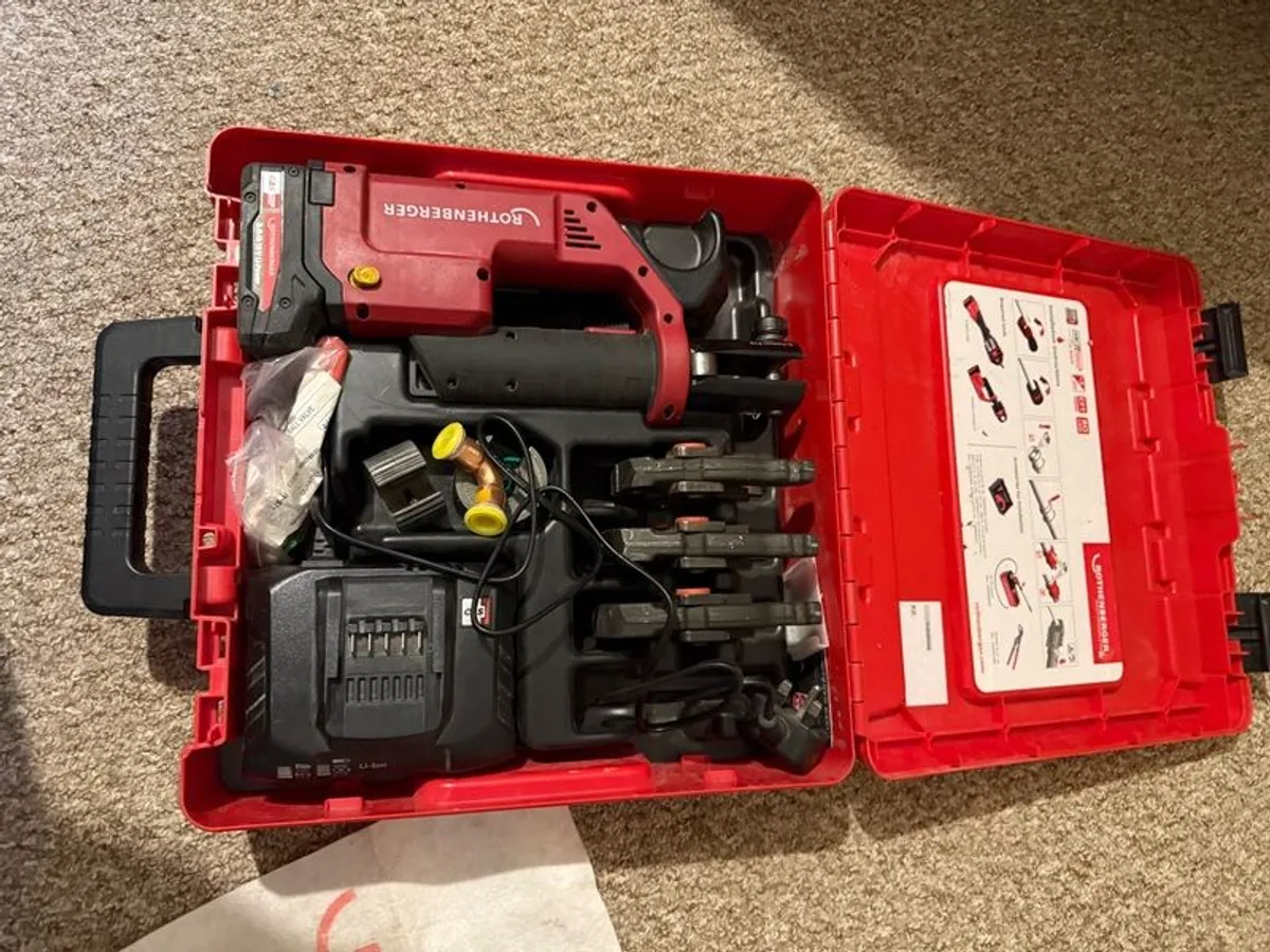 Rothenberger compact 3 press gun with 3 jaws - Image 2