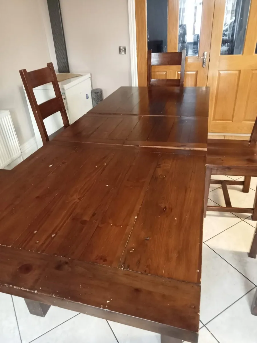 Dining table set - Image 1