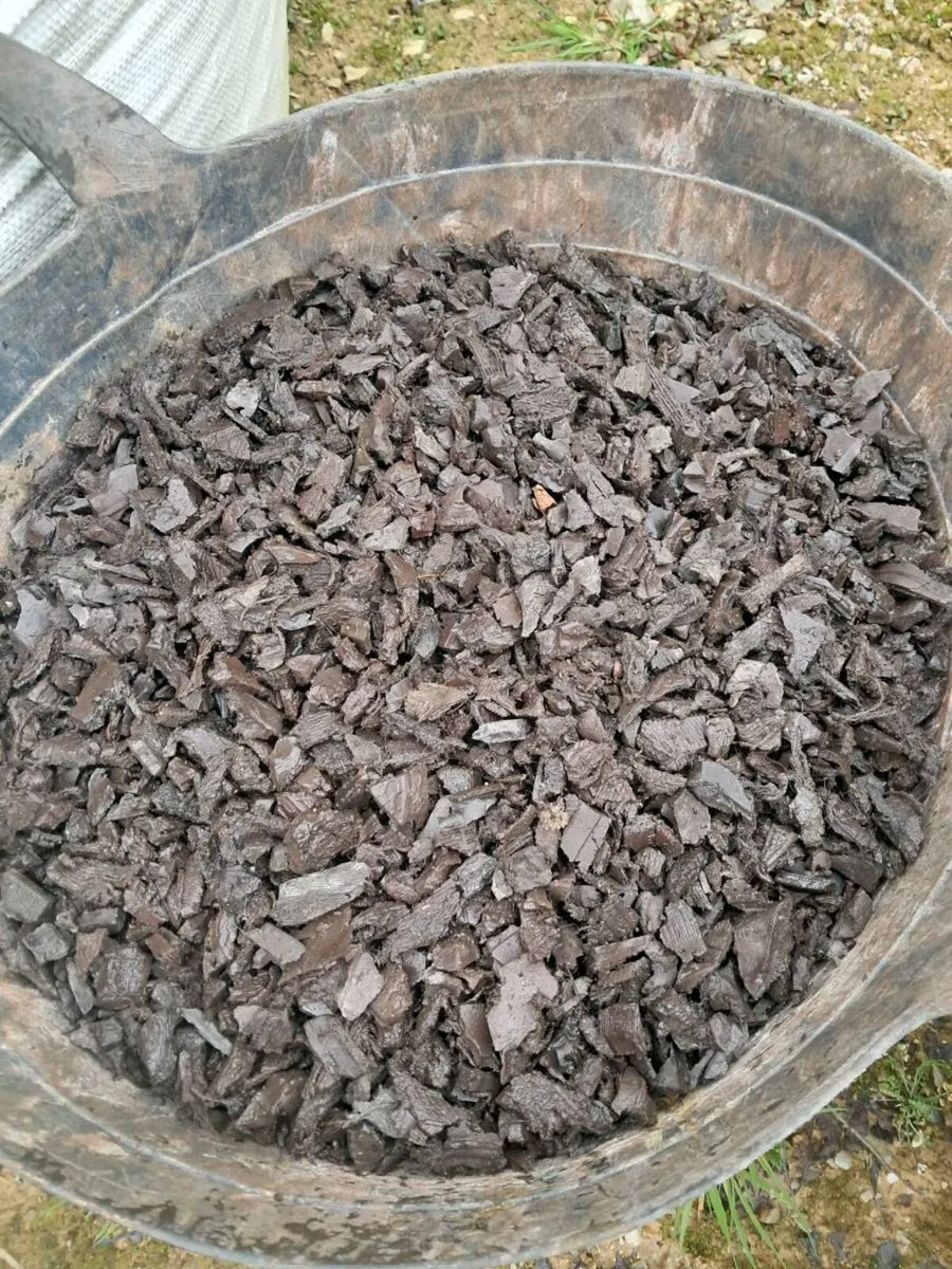 Rubber mulch - Image 3