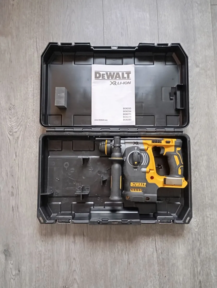 DeWalt dch273 SDS Drill (New) - Image 1
