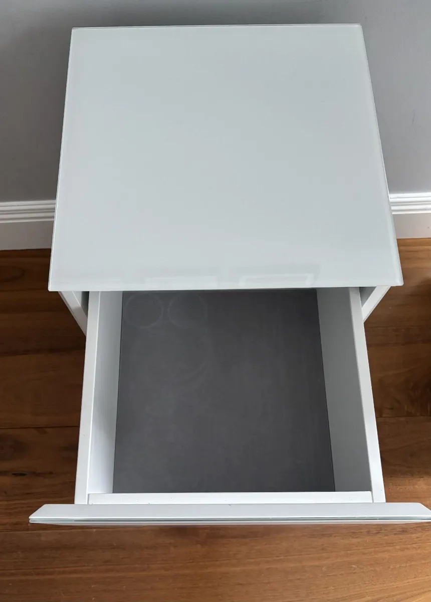 Bedroom Lockers - Image 3