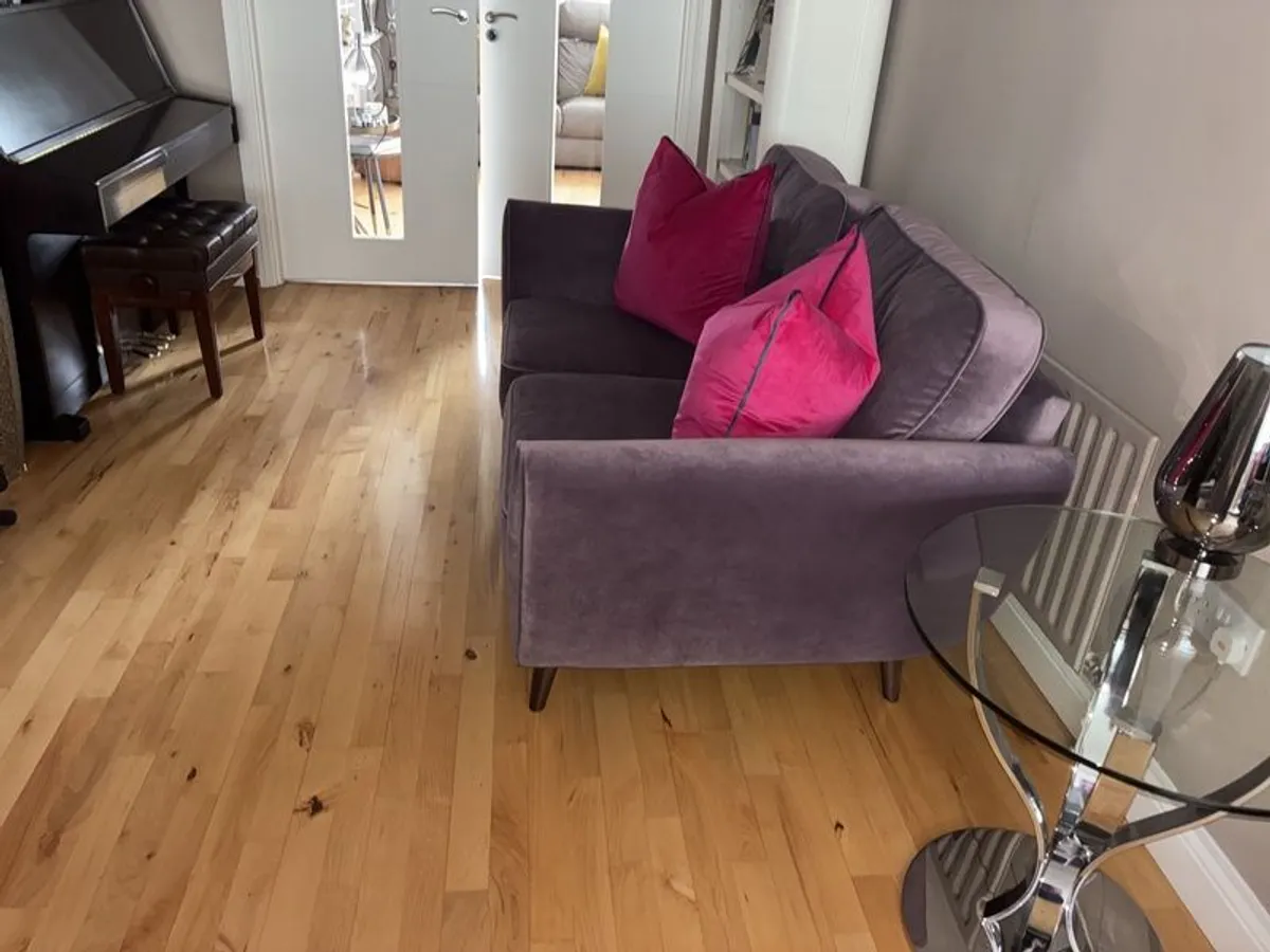 Sale of couch - Image 3