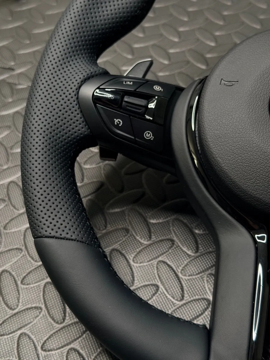 F series steering wheels - Image 2