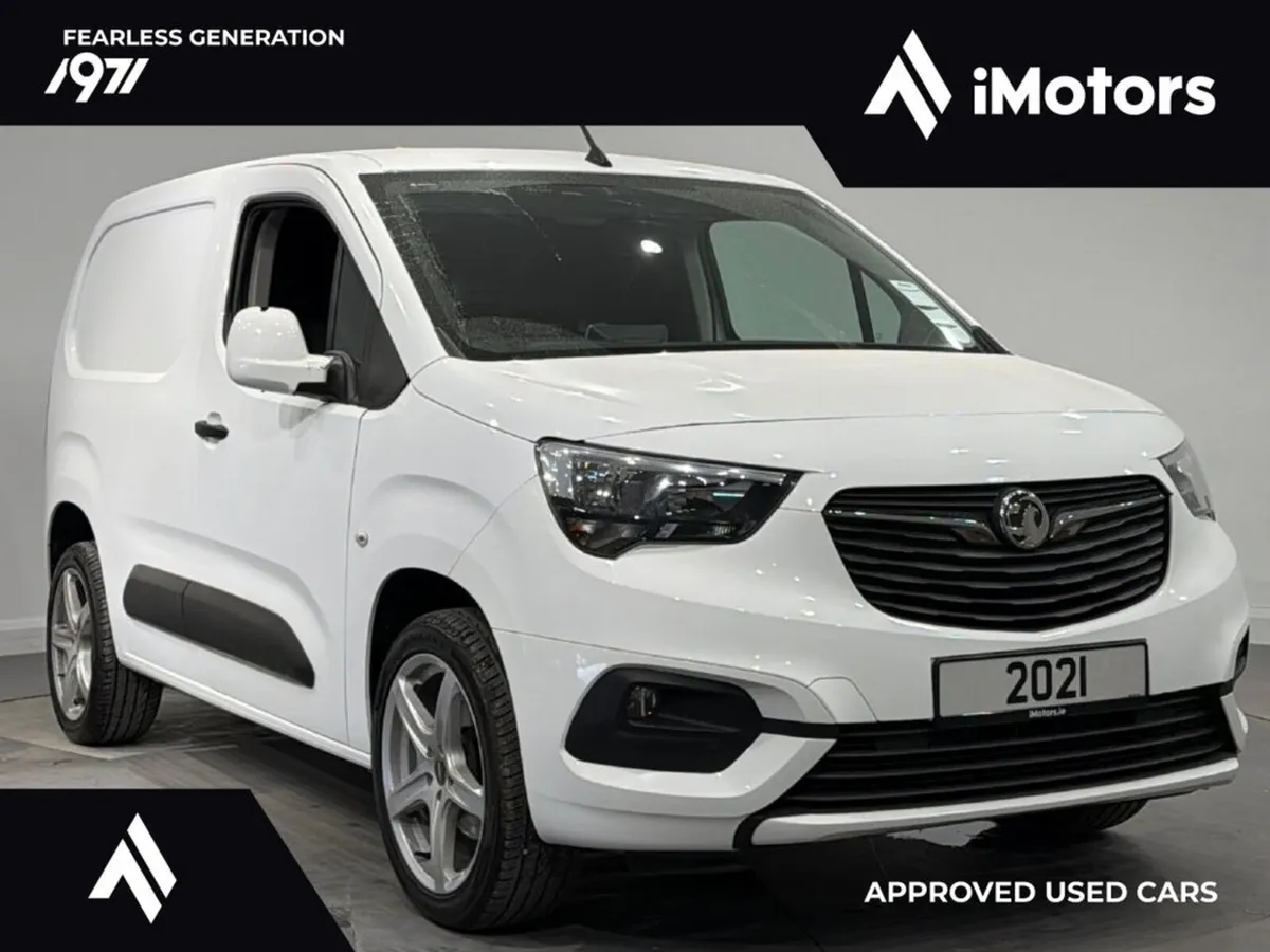 Vauxhall Combo LOW MILEAGE NEW DOE L1H1 2300 SPORT - Image 1