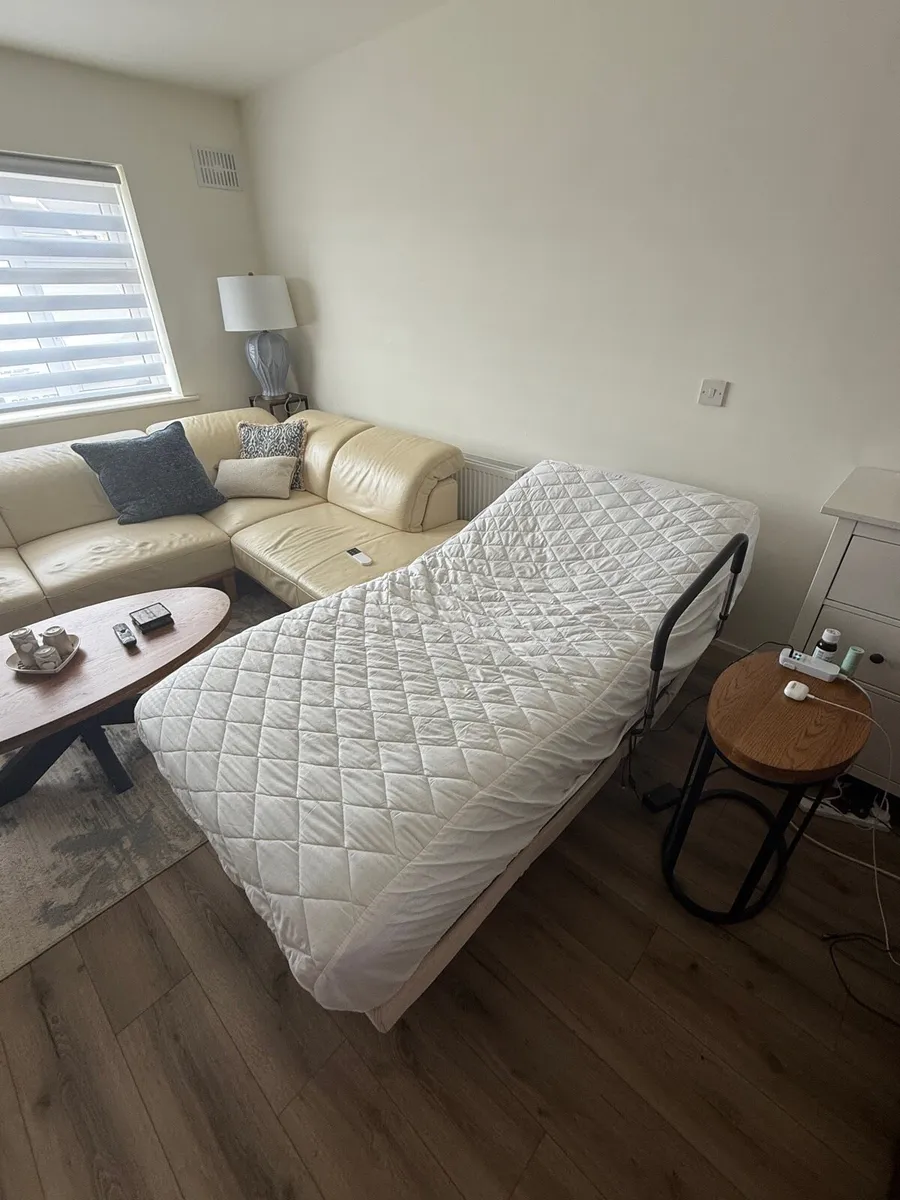 Motion bed with mattress - Image 2