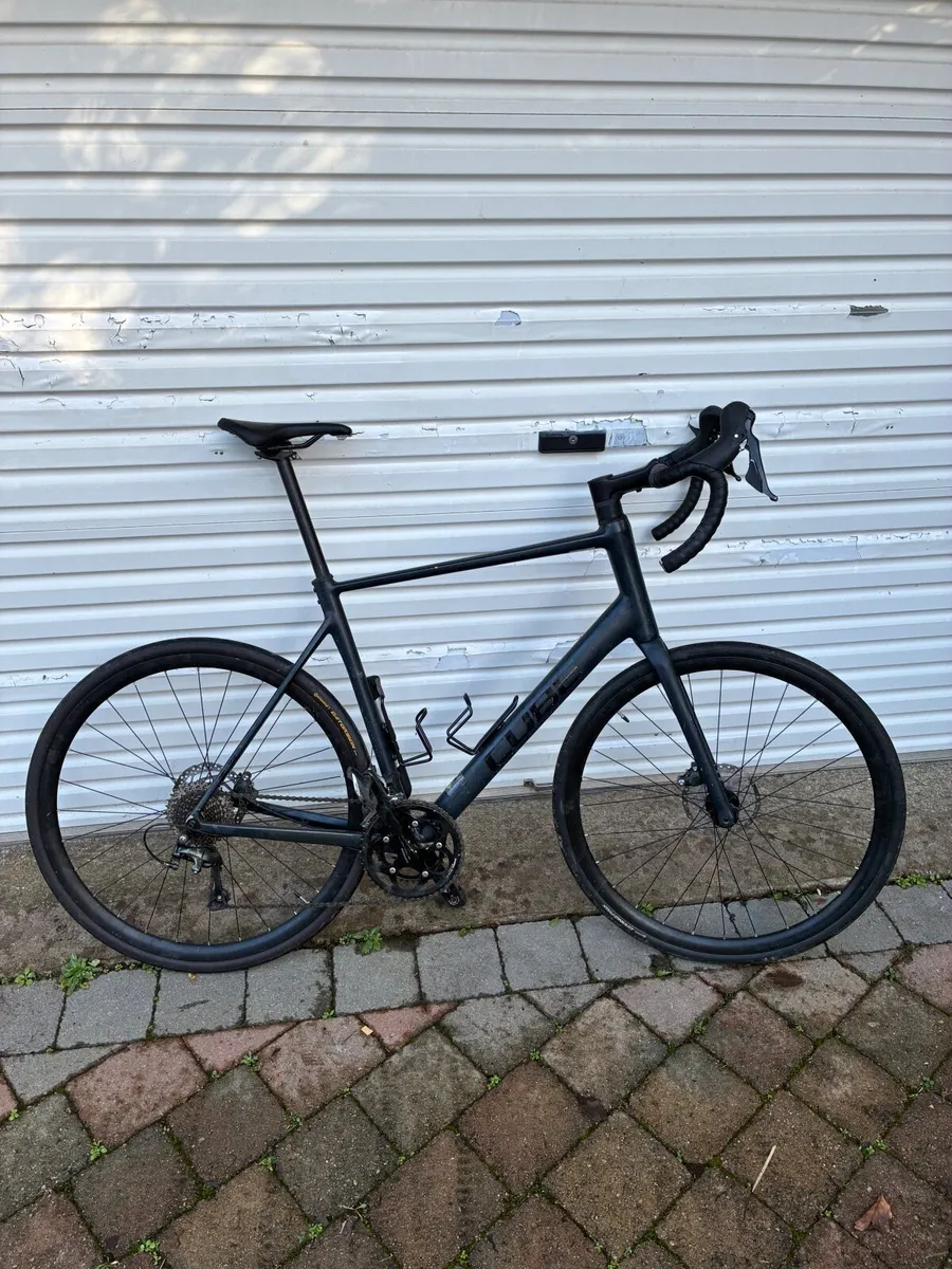 Race bike - Image 2