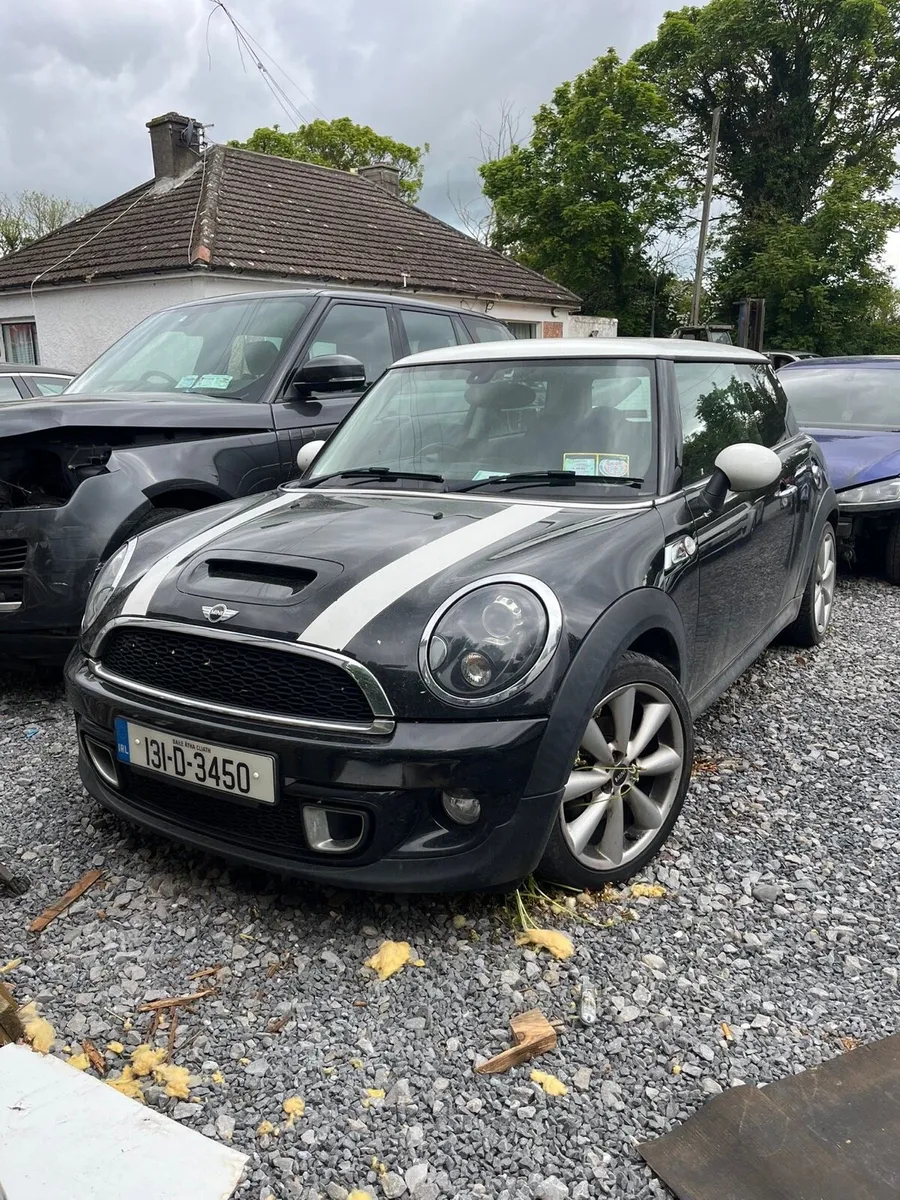 2013 Mini Cooper SD - Image 1