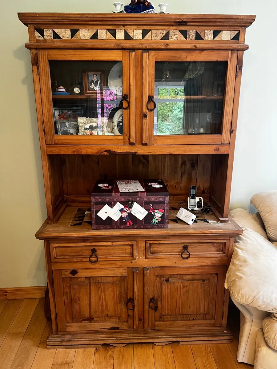 Kitchen Cabinet