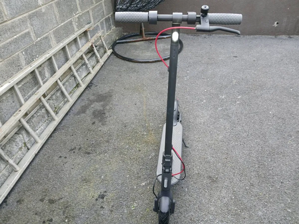 E scooter - Image 2