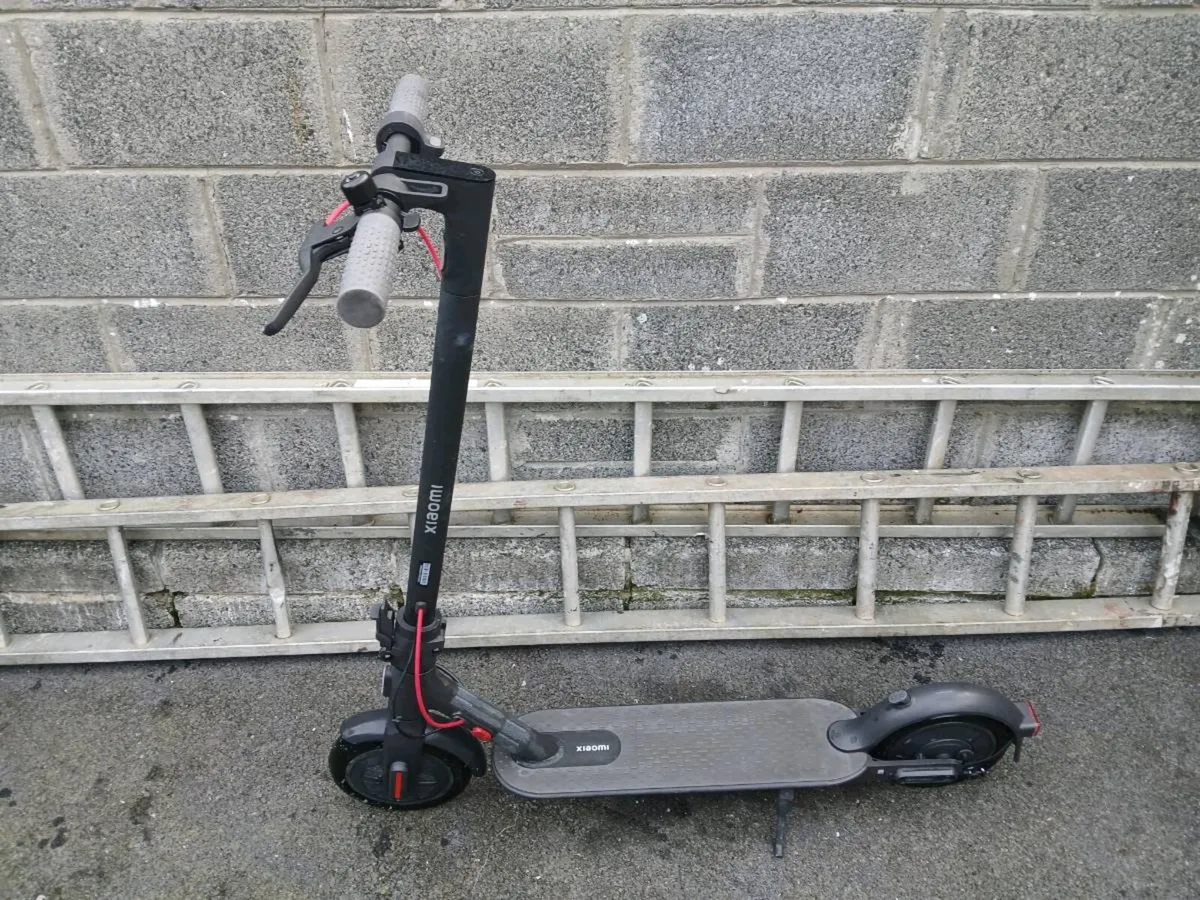 E scooter - Image 4