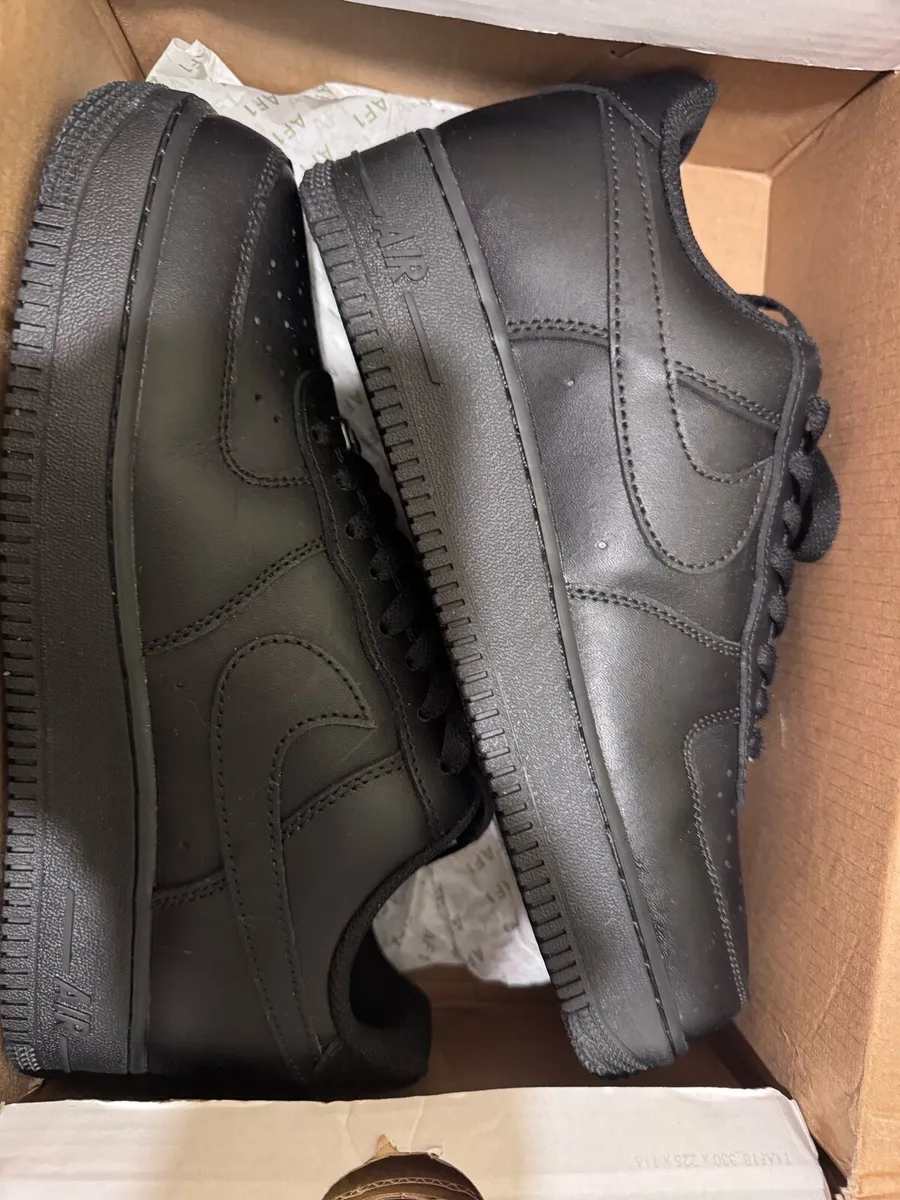 New Nike Air Force 1 Black Size 7.5 - Image 1