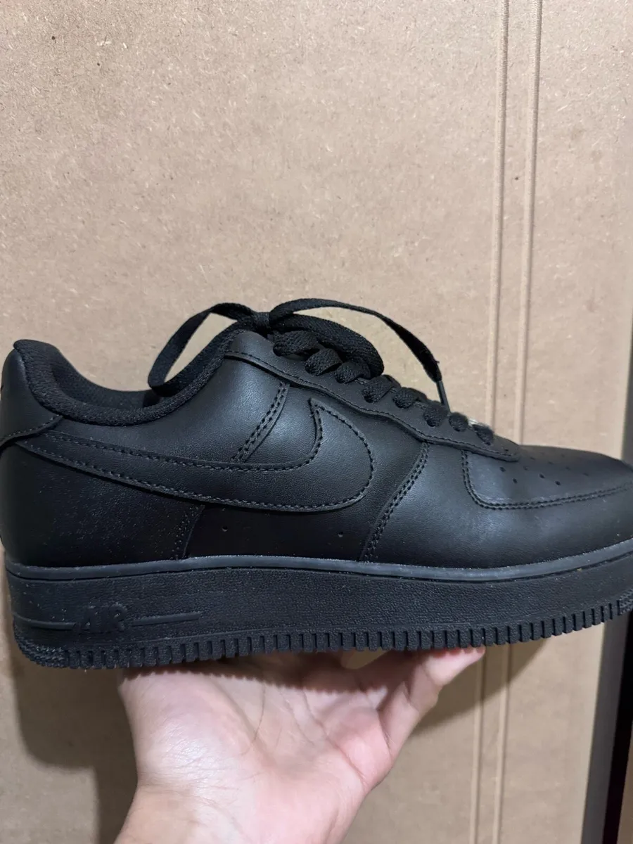 New Nike Air Force 1 Black Size 7.5 - Image 2