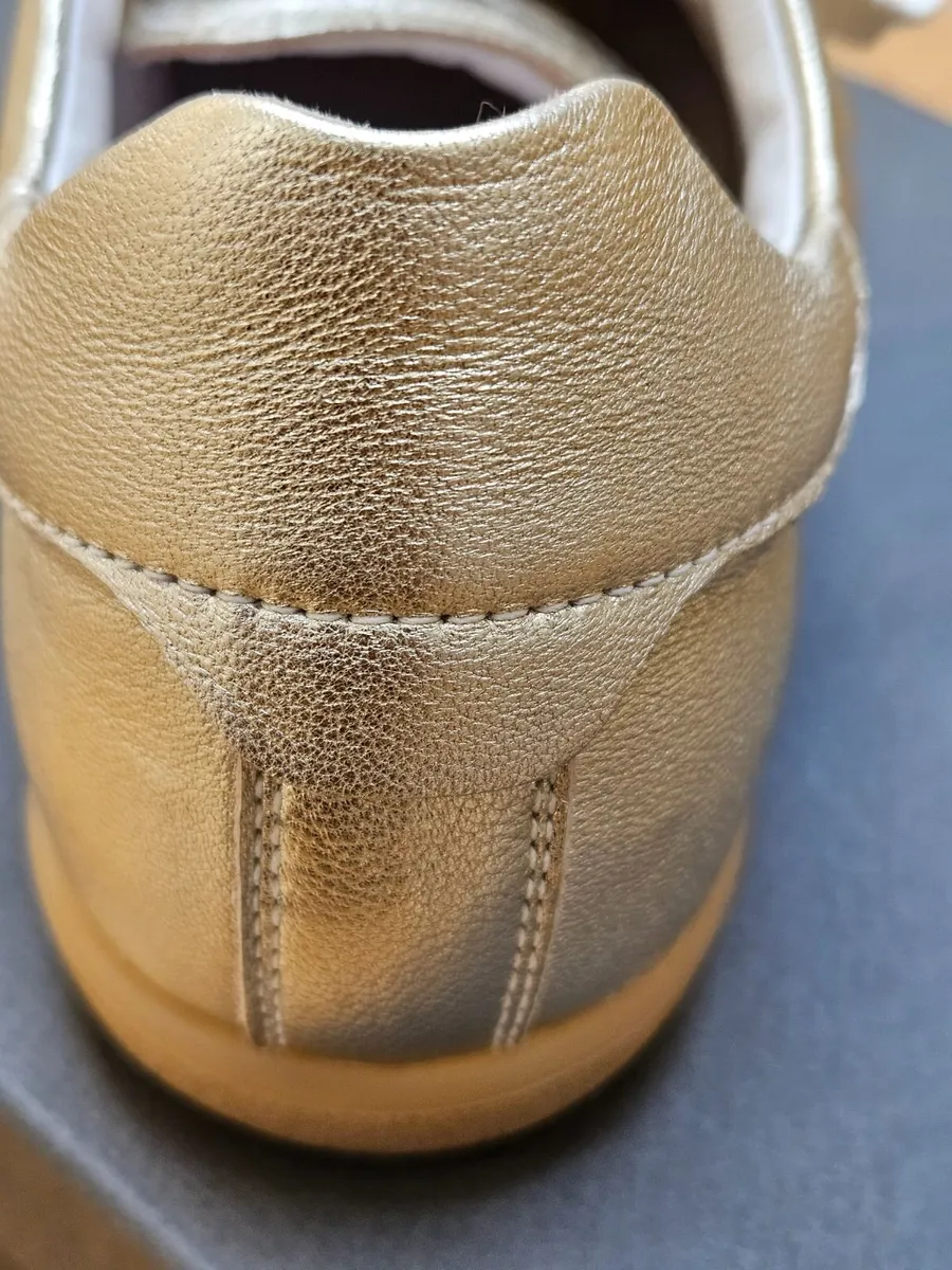Womens Trainers Size 3 - Image 4