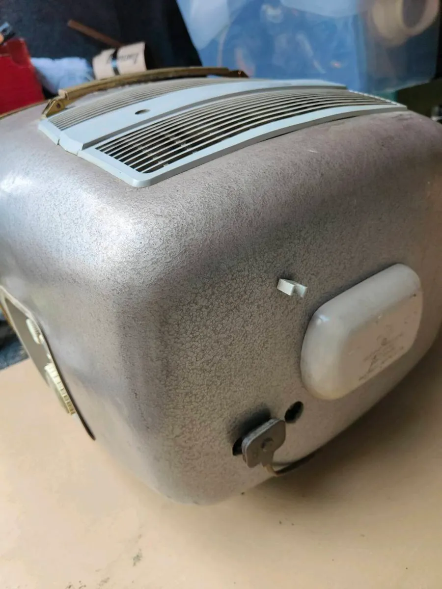 Vintage TV - Image 3