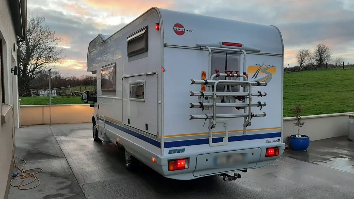 2005 Burstner A573 Active - Image 4