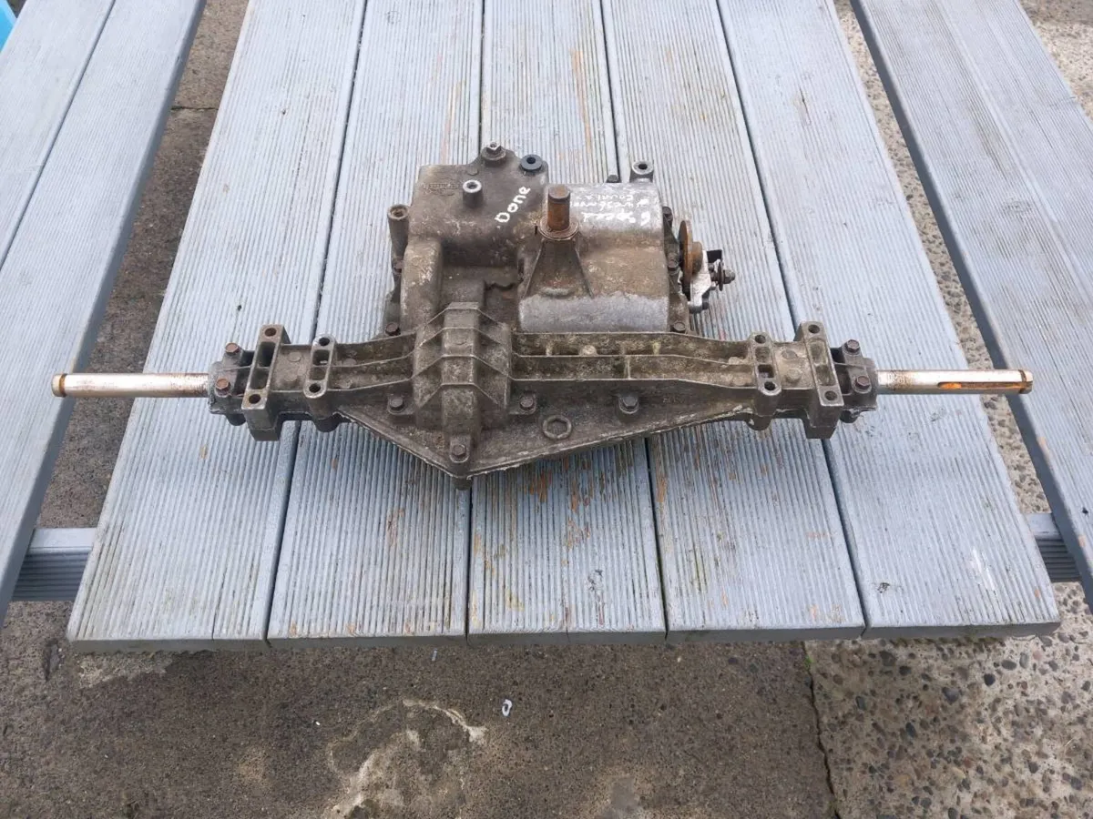 Countax/Westwood manual transmission - Image 3