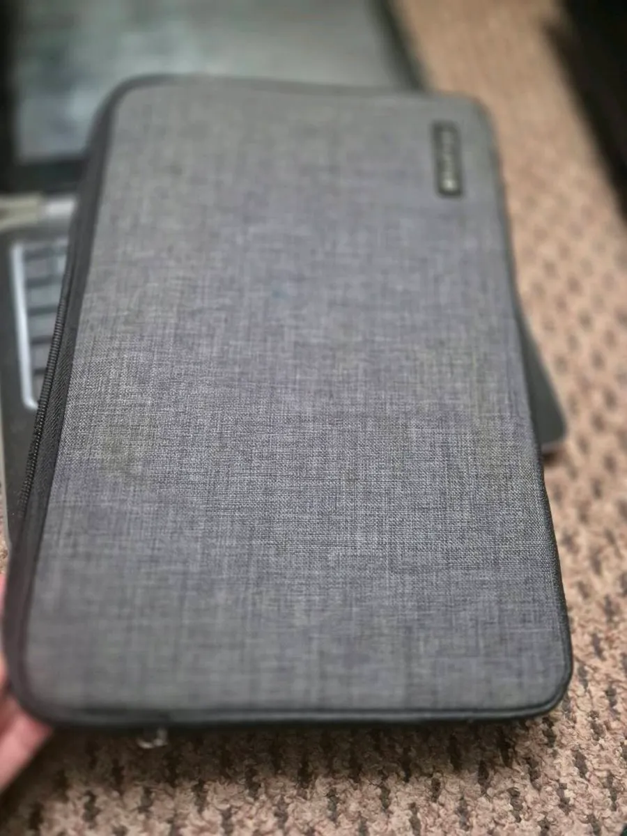 School tablet - Image 3