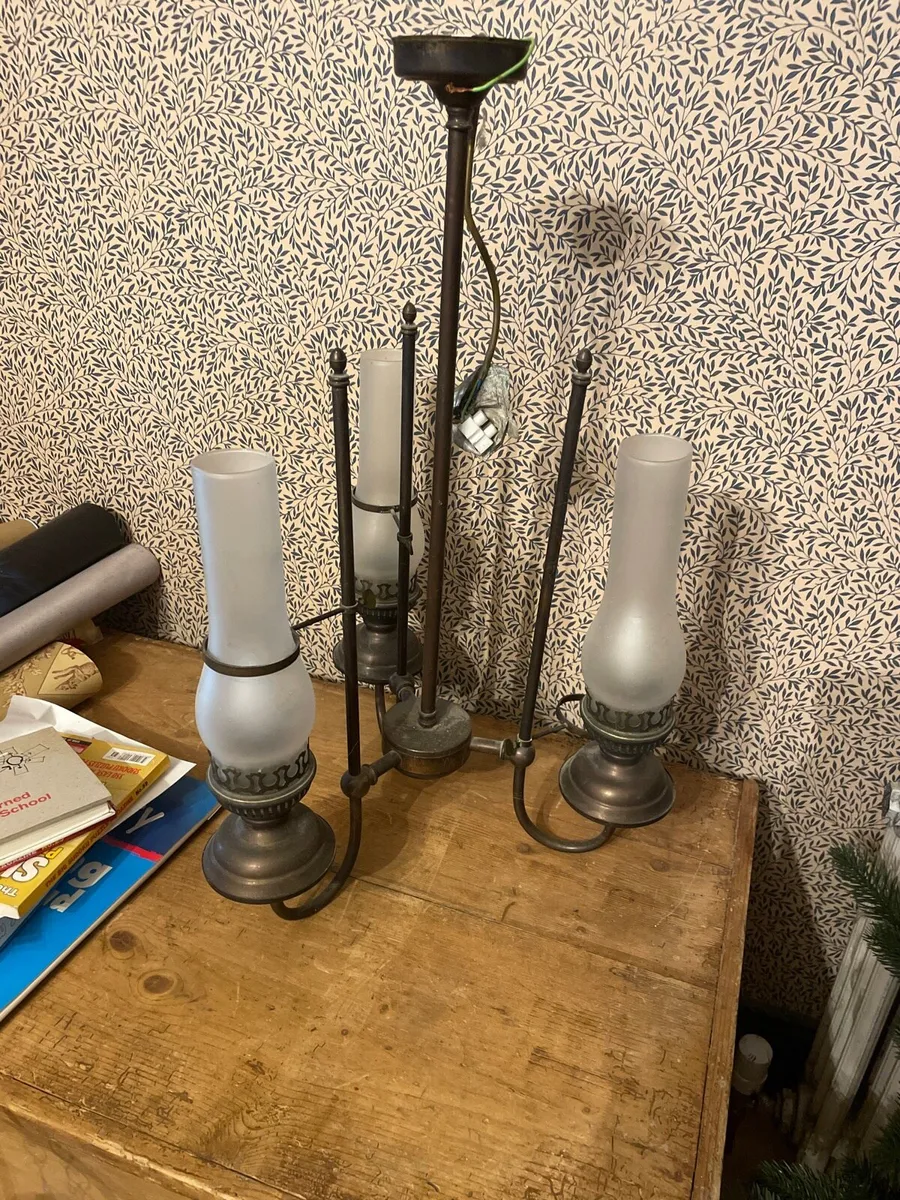 3 branch chandelier - Image 1