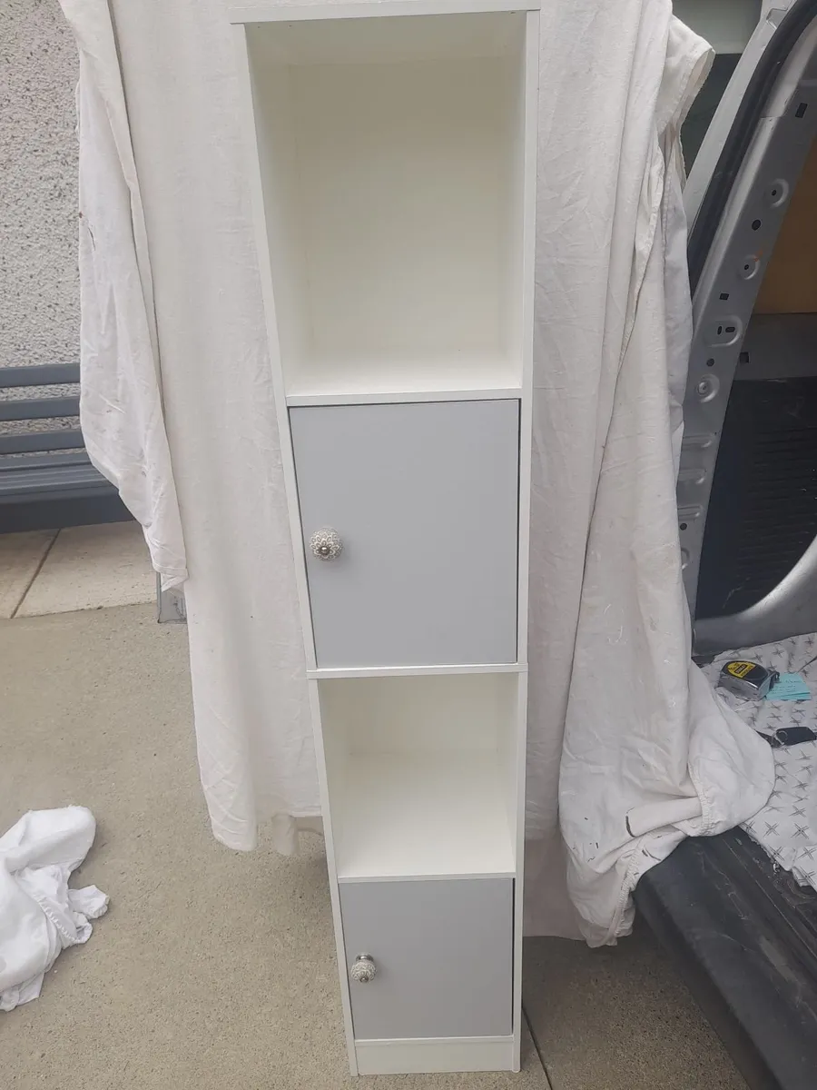 Shelving unit - Image 1